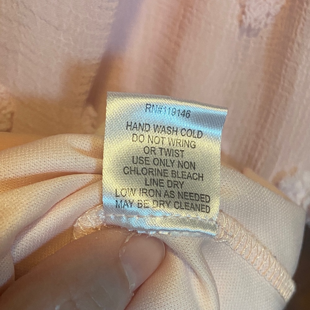 Jodifl Soft Pink Textured Swiss Dot Dress Size Med - Picture 7 of 9